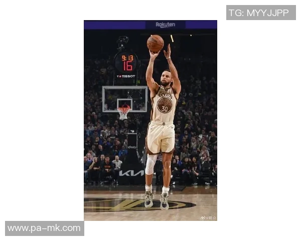 库里热身穿李宁巴特勒3代巴西配色球鞋与球衣完美搭配显清新风格