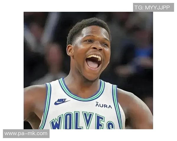 爱德华兹第三节狂飙16分前三节已斩获34分展现超强状态